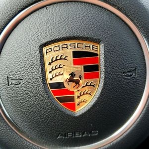 Meet your Posher, Debra